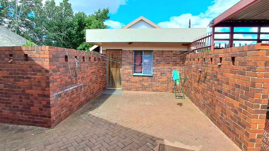 4 Bedroom Property for Sale in Universitas Free State